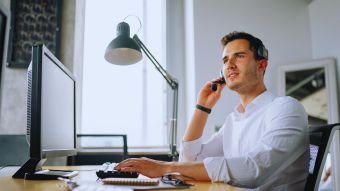 +44 7860 054789